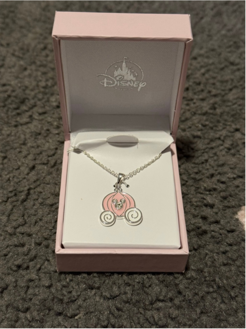Disney Bibbidi Bobbidi Boutique Cinderella Carriage Necklace Pink Princess - Picture 2 of 3